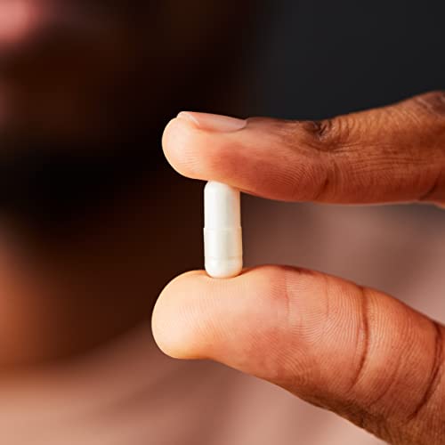 Solgar Vitamin D3 4000 IU (100 µg) Vegetable Capsules - Pack of 60 - Cholecalciferol SOLGAR