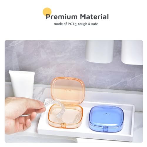 Slim Transparent Aligner Case with Magnetic Closure, Small Compact Retainer Holder Fits Maobuli