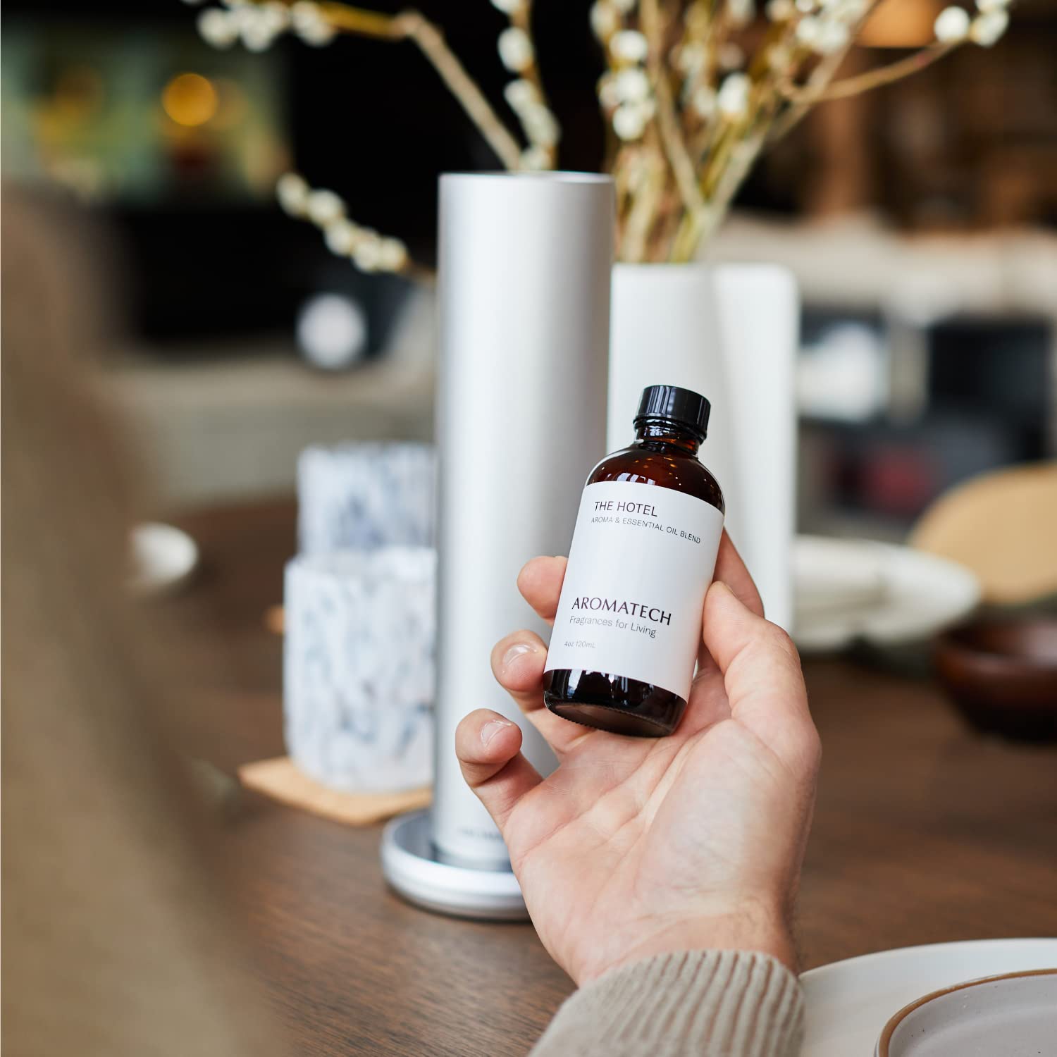 AromaTech The Hotel Aroma Essential Oil Blend, Aromatherapy with Eucalyptus and Lemon AromaTech