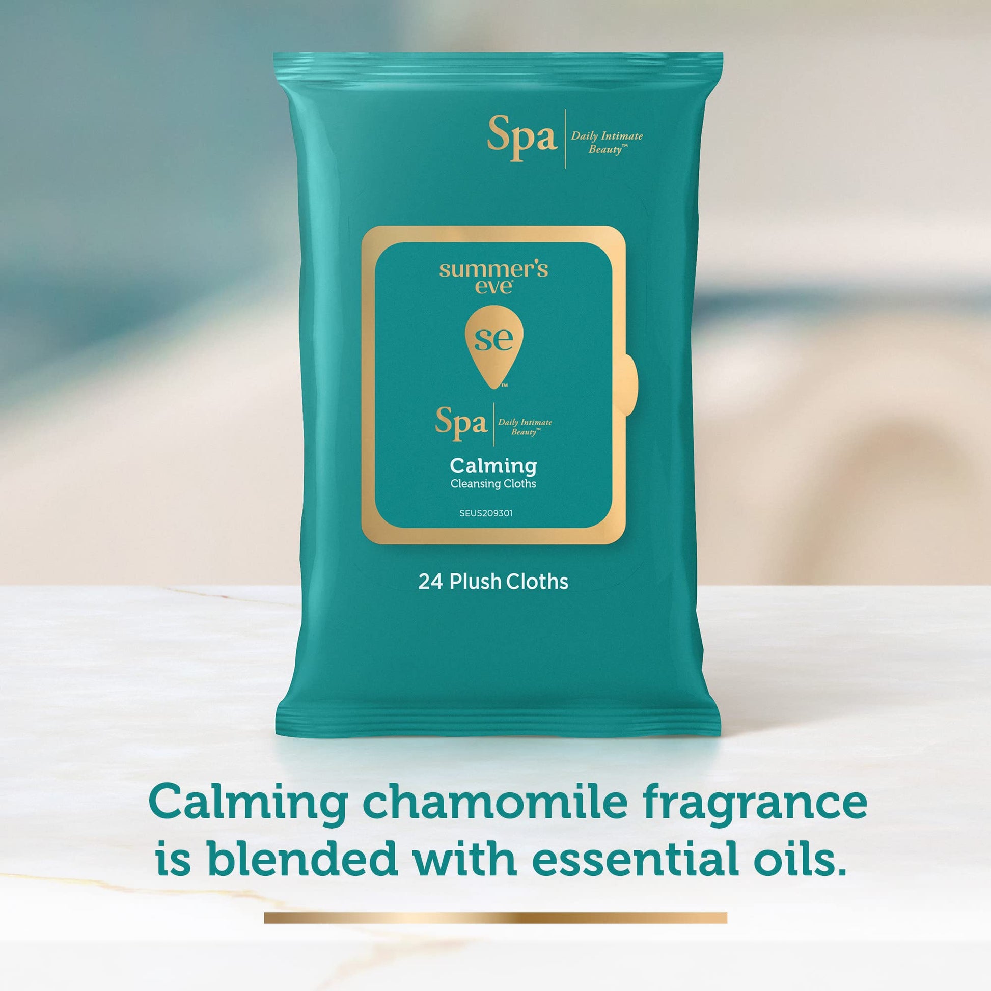 Summer's Eve Spa Calming Chamomile Feminine Wipes, 100% Plant Based*, pH balanced Plush Cloths Summer's Eve