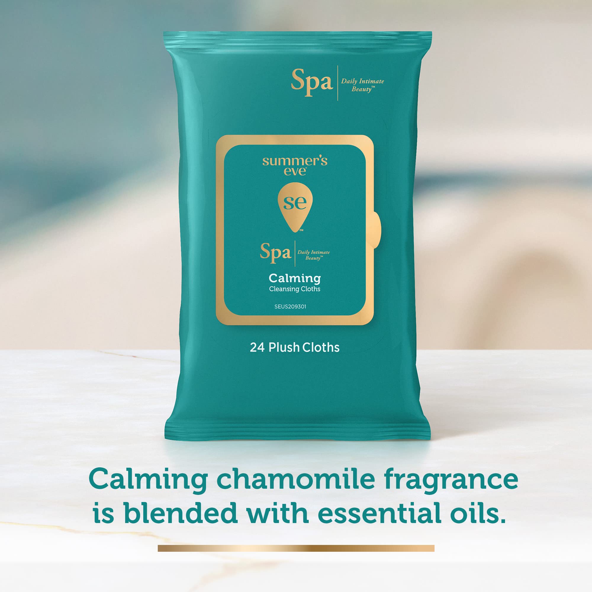 Summer's Eve Spa Calming Chamomile Feminine Wipes, 100% Plant Based*, pH balanced Plush Cloths Summer's Eve