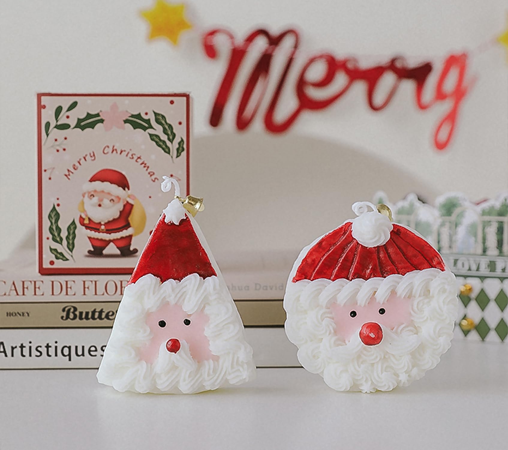 Christmas Cake Scented Candle,110G Handmade Aroma Soy Wax Santa Claus Decorative Candle T-shin