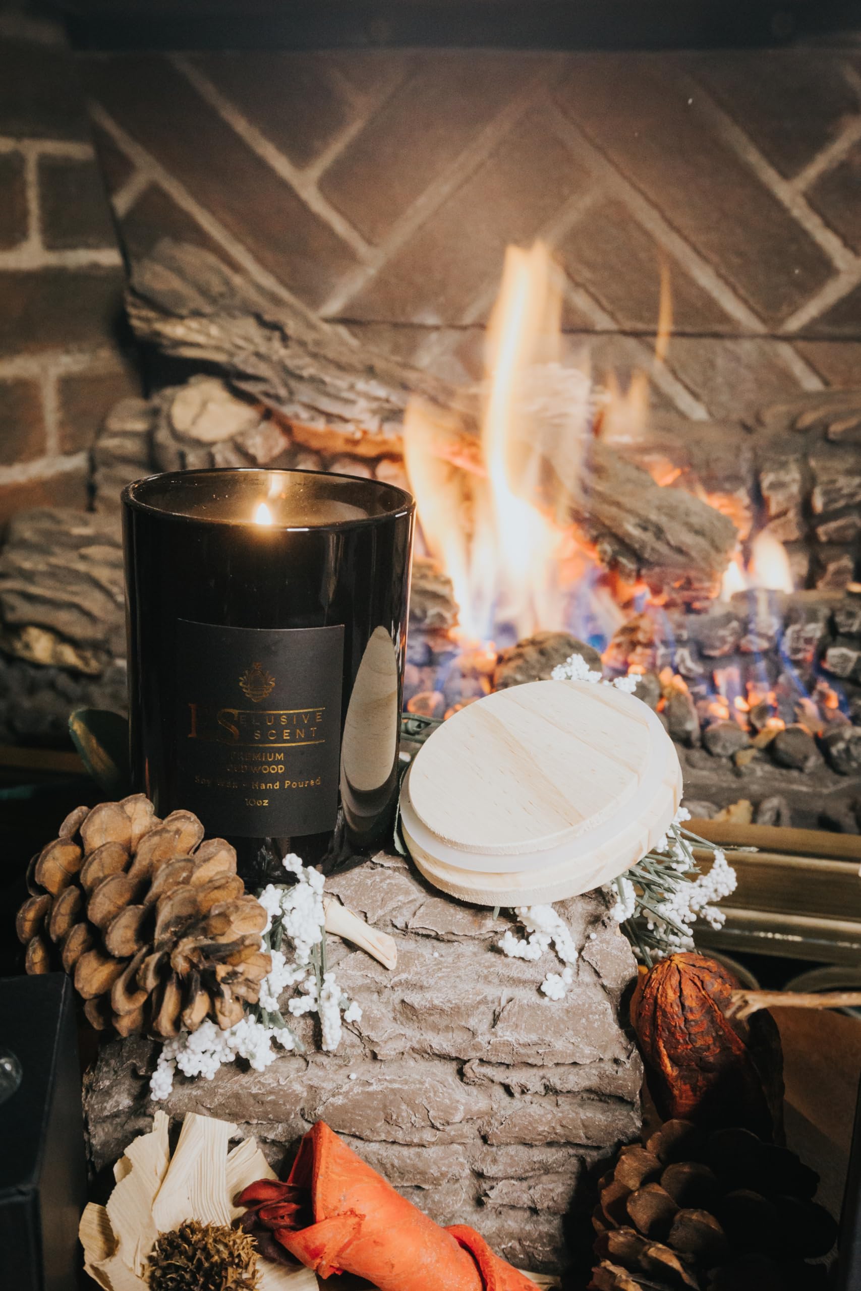 Oud Wood | 10oz | Premium Candle | Scented Candle | Aromatherapy | Essential Fragrance Oils Elusive Scent