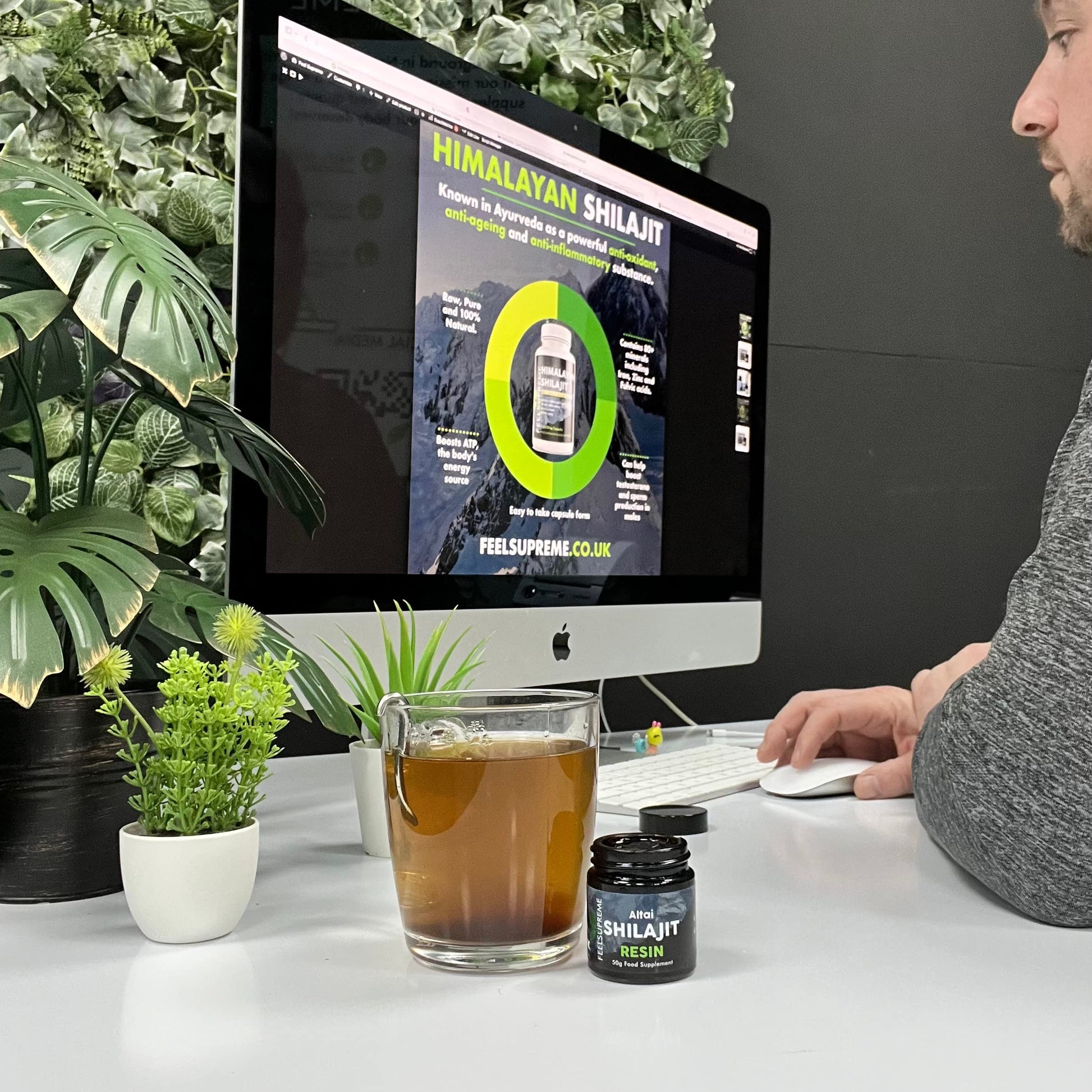 Natural Black Altai Shilajit Resin Large (50g) Pot | 100% Pure Additive Free | 80 Trace Feel Supreme